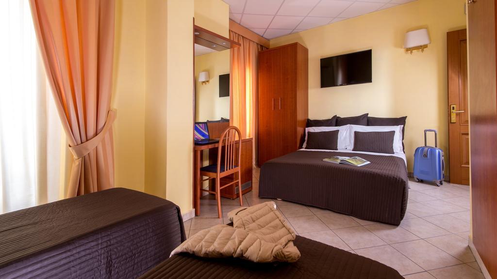In Roma Vale&Hillary Colosseo B&B Room photo